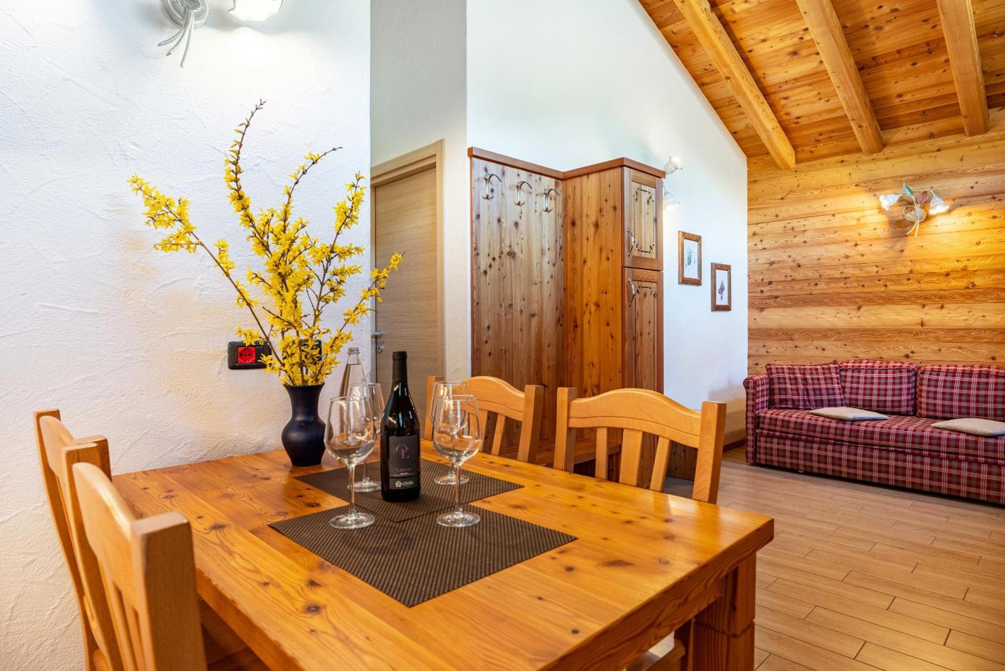 마돈나 디 캄필리오 Chalet Camping Fae 3 빌라 외부 사진